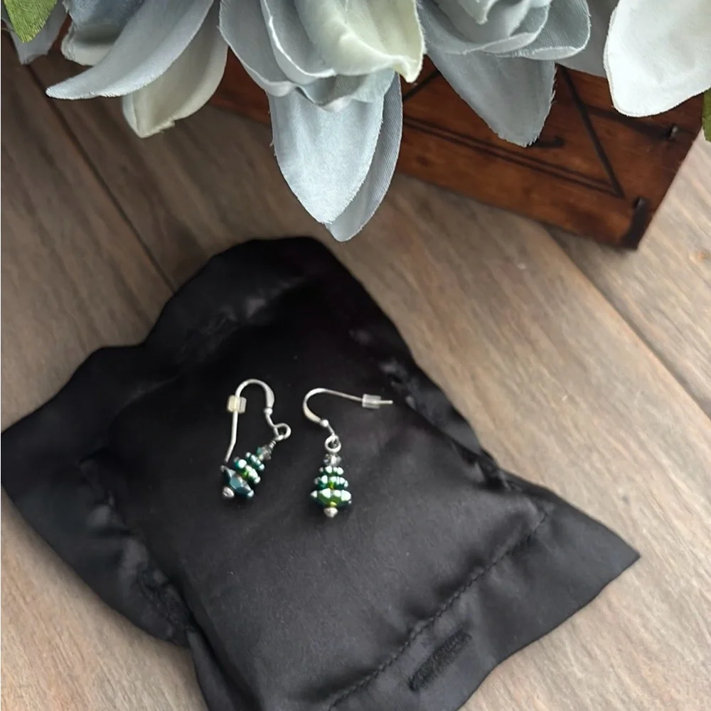 Swarovski crystal Christmas tree earrings